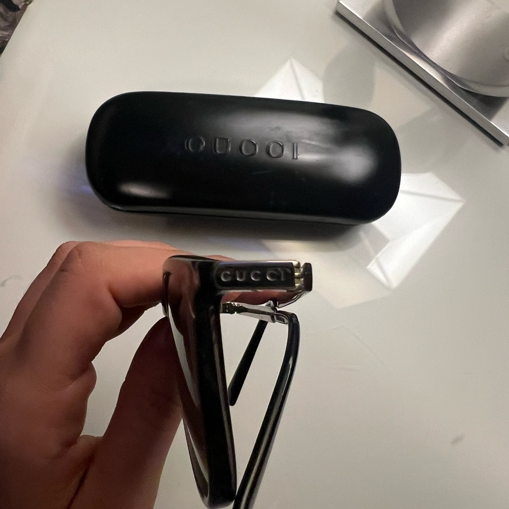 Gucci Sunglasses - Picture 5 of 7